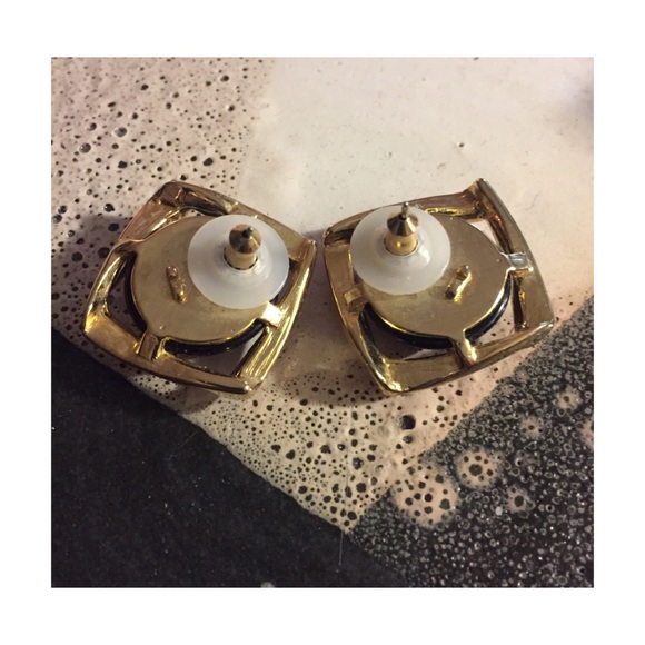 Vintage Enameled ‘Orbit’ Earrings in Red and Black - Picture 6 of 7